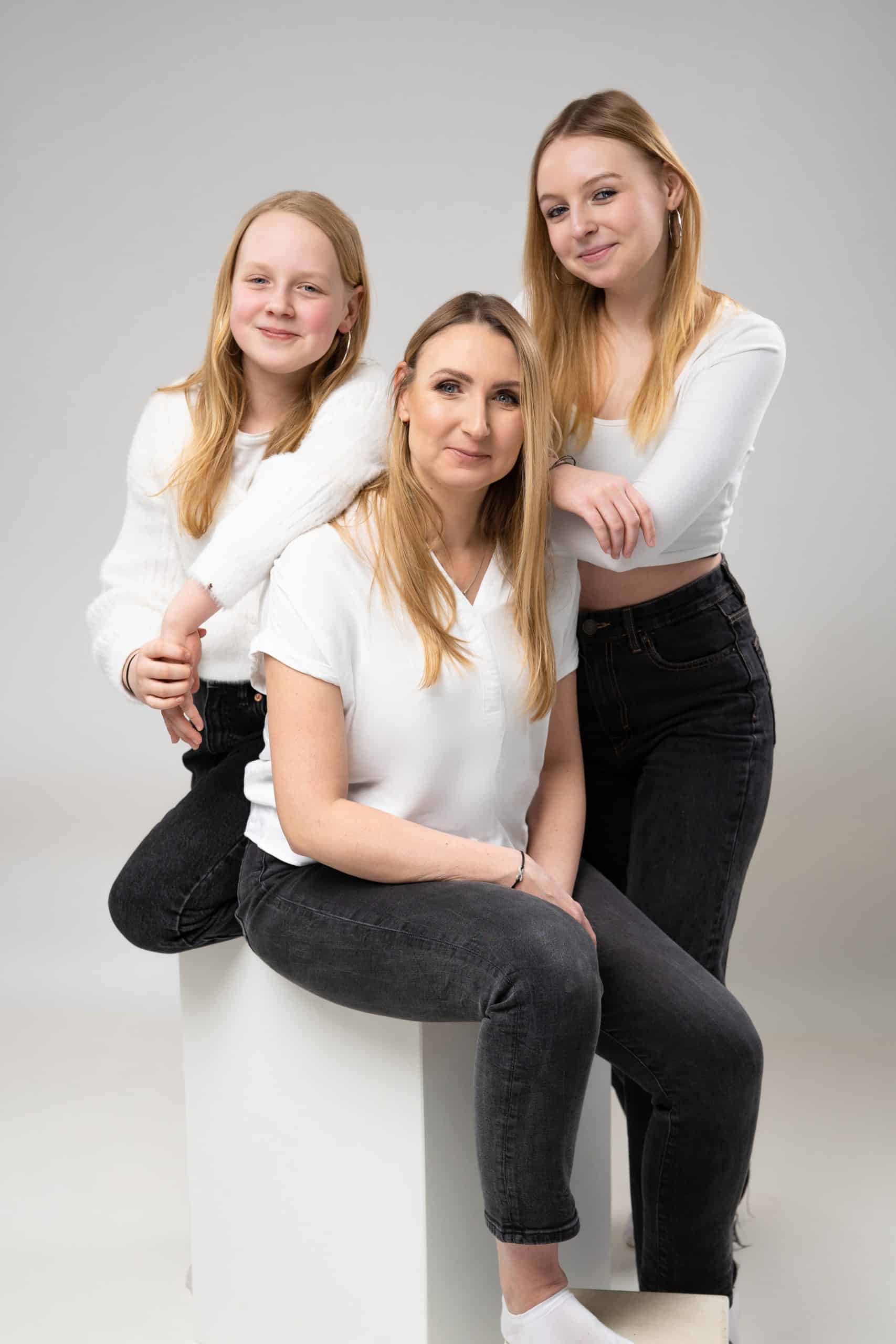 rodzinna-sesja-zdjeciowa-studio-fotograf-bydgoszcz-nakielska-iglasta